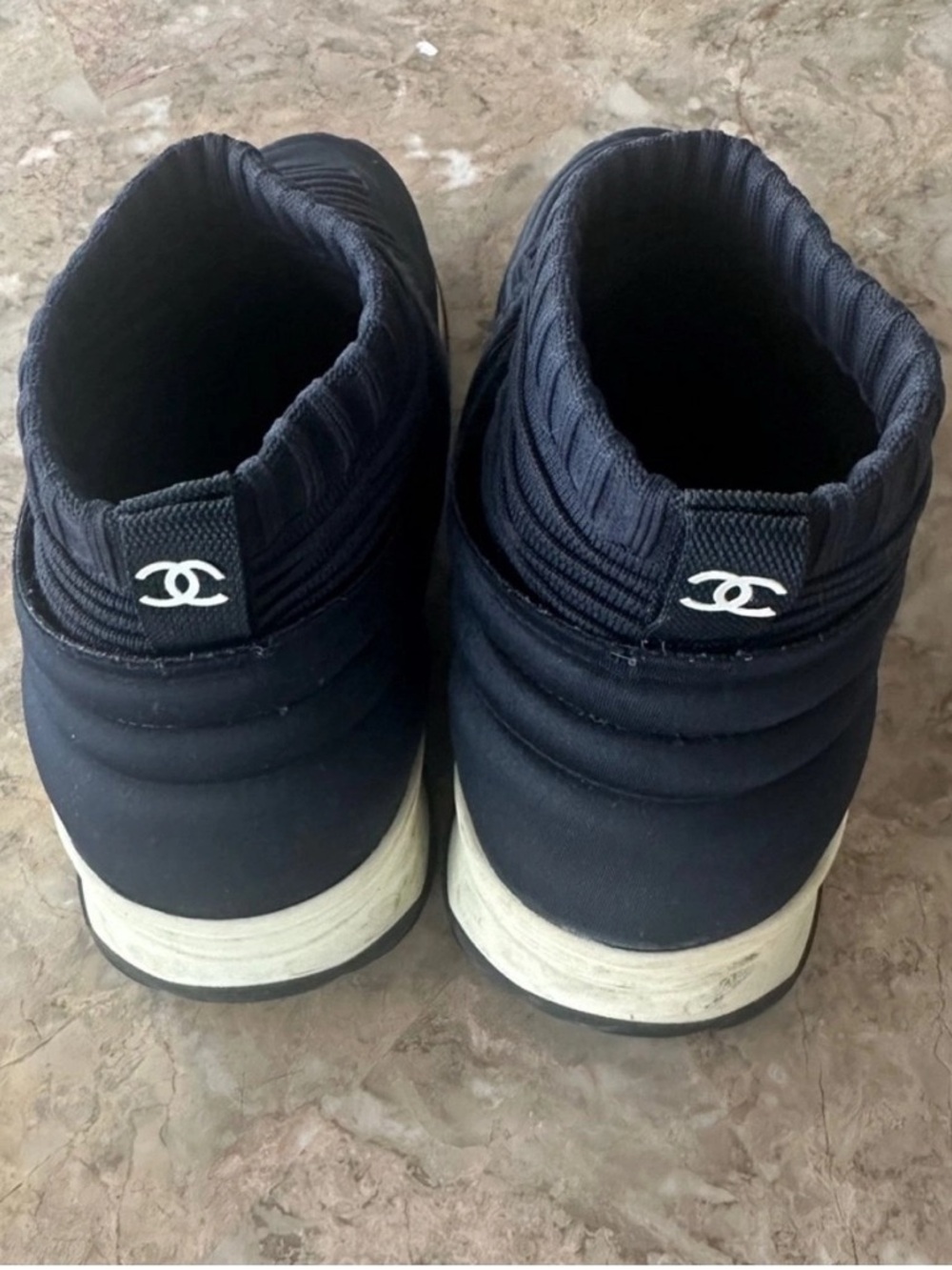 CHANEL Dark Blue Knit High-Top Sneakers - Picture 4 of 10